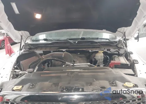 2017 Ram 1500 Laramie 4X4 6'4 Box из США, поврежденный, VIN 1C6RR7VT2HS531040